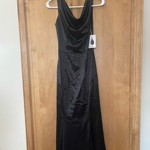 Size small, scoop neck full length dress